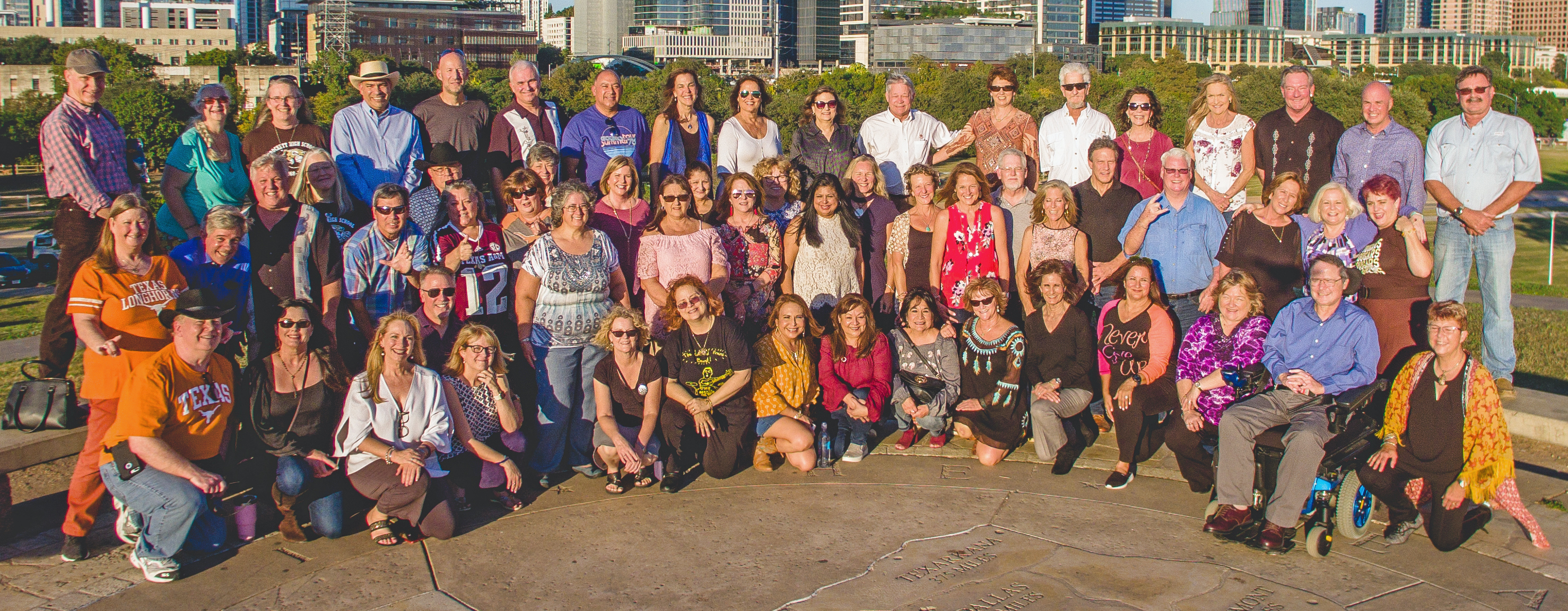 40-yr reunion | group shot